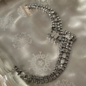 Beautiful 50’s vintage rhinestone classic bracelet